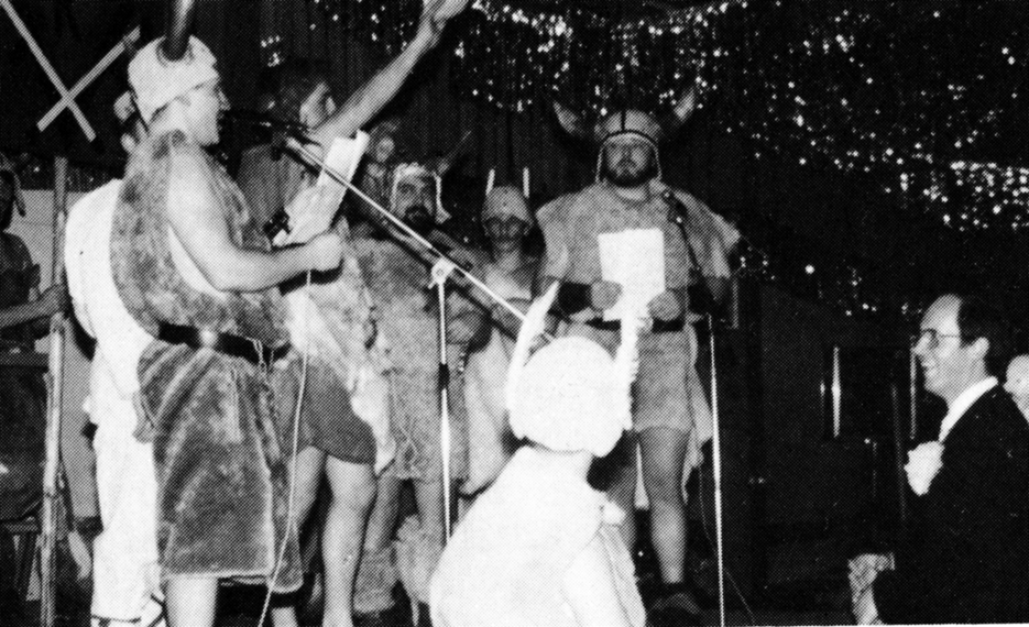 Die legendäre Pfarrdonia Die legendäre Pfarrdonia