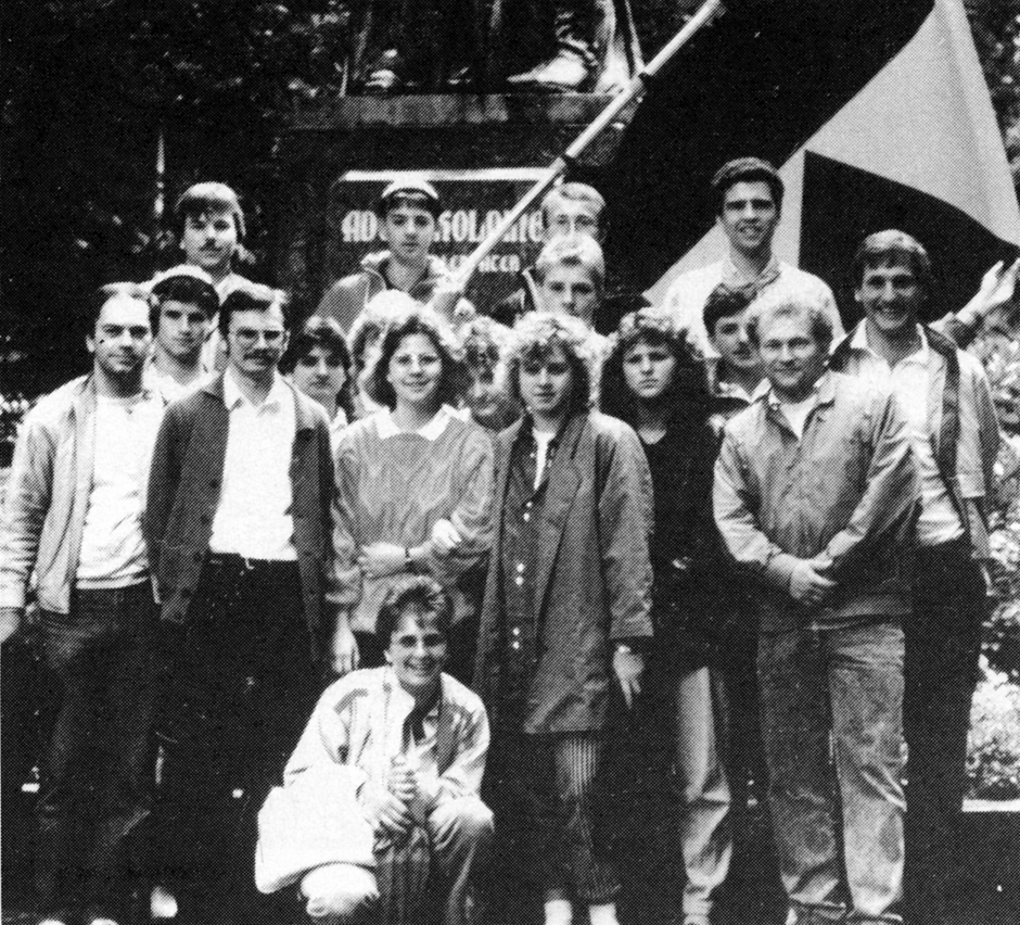 Kolpingsausflug 1987 nach Köln (auf dem Bild vor dem Kolping Denkmal fehlt Präses Albert Zech) Kolpingsausflug 1987 nach Köln (auf dem Bild vor dem Kolping Denkmal fehlt Präses Albert Zech)